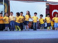 Miniklerden şaşırtan gösteri