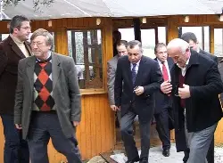 Vali Atak'tan Geyve ziyareti