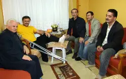 Yazı İşleri Müdürü Cengiz'in ayağı kırıldı