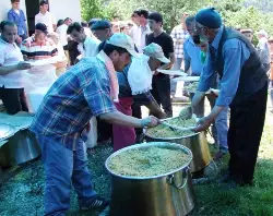 Kamışlı Köyünde hayır pilavı