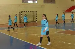 Küçük Kızların başarısı