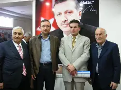 Geyveli Erdem, Aday Adayı resmi başvuruda bulundu