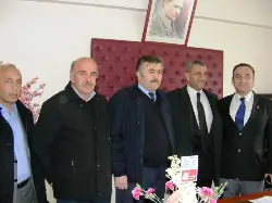 Yeni Belediye Başkanına ziyaretler sürüyor