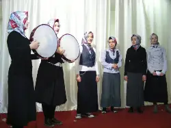Geyve İmam Hatip Öğrencileri Çanakkale zaferini sahneledi