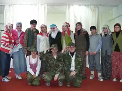 Geyve İmam Hatip Öğrencileri Çanakkale zaferini sahneledi