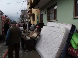 Geyve'de yangın korkuttu