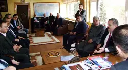 Milletvekili Dişli Geyve’de ziyaretlerde bulundu