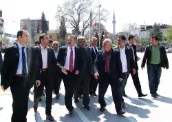 Milletvekili Dişli Geyve’de ziyaretlerde bulundu