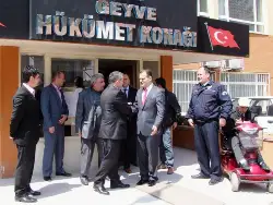Milletvekili Dişli Geyve’de ziyaretlerde bulundu