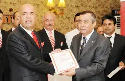 Ödüller Tunatan'a