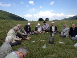 GİMDER Yönetimi ve Emekli Hocalar Kırca Yaylasında