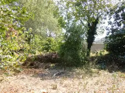 Geyve Boğazı’nda Tarihi Temel ve Burç Kalıntısı