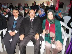 Türkçeden Başka Dil Kullanılmamalı
