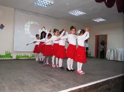 Türkçeden Başka Dil Kullanılmamalı