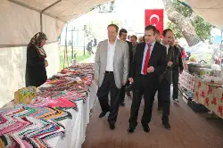 Geyve ve Alifuatpaşalılara Hizmet Derneği’nden Kermes