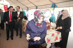 Geyve ve Alifuatpaşalılara Hizmet Derneği’nden Kermes