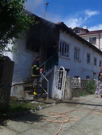 Yangın Korkuttu