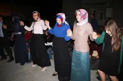 Esra ile Ercan Nişanlandı