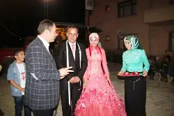 Esra ile Ercan Nişanlandı