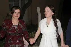 Esra ile Ercan Nişanlandı