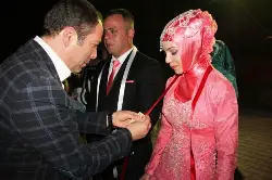Esra ile Ercan Nişanlandı