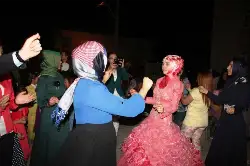 Esra ile Ercan Nişanlandı