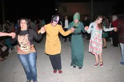 Esra ile Ercan Nişanlandı