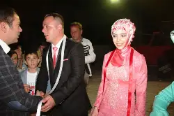 Esra ile Ercan Nişanlandı