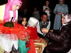 Esra ile Ercan Evlendi