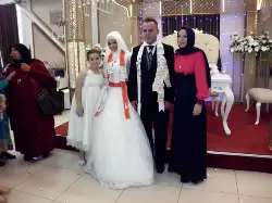 Esra ile Ercan Evlendi