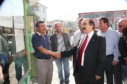 Vali Coş Diyalogu Seviyor