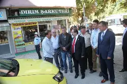 Vali Coş Diyalogu Seviyor