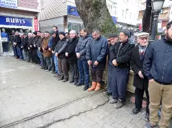 Hikmet Duman vefat etti