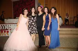 Meltem ile Engin Nişanlandı