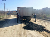 Asfalt Yama Çalışmaları Yapılıyor