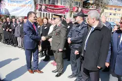 Çanakkale ve Şehitler İçin Çelenk Koyma Töreni Yapıldı