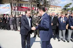 Çanakkale ve Şehitler İçin Çelenk Koyma Töreni Yapıldı