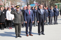 Çanakkale ve Şehitler İçin Çelenk Koyma Töreni Yapıldı