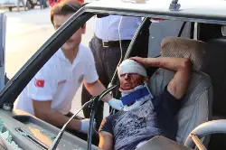 Geyve'de iki araç birbirine girdi: 4 Yaralı