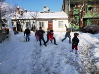 Çocuklar Eğleniyor, Belediye Çalışıyor