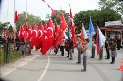 Çelenk Koyma Töreni Yapıldı