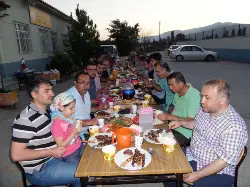 Sağlık Meslek'te İftar