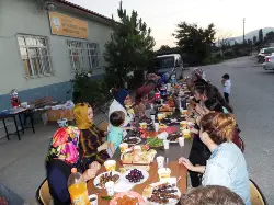 Sağlık Meslek'te İftar