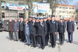 Polis Teşkilatı Çelenk Koyma Töreni Yaptı