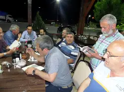 Dostlar İftarda Buluştu