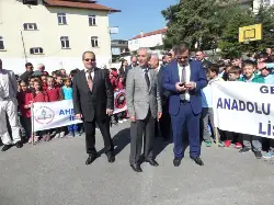 GEYVE’DE 23 NİSAN COŞKUSU