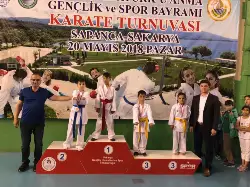 Geyveli Sporculardan Müthiş Başarı…  30 Madalya…