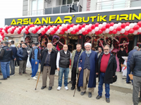 ARSLANLAR BUTİK FIRIN DUALARLA AÇILDI