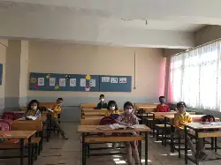 OKULLAR ŞENLENDİ.