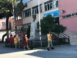 OKULLAR ŞENLENDİ.
